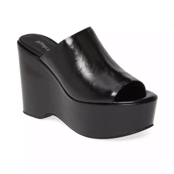 Jeffrey Campbell Shoes - NIB Jeffrey Campbell Size 10M Black Platform Slide